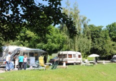 Les caravanes et camping cars